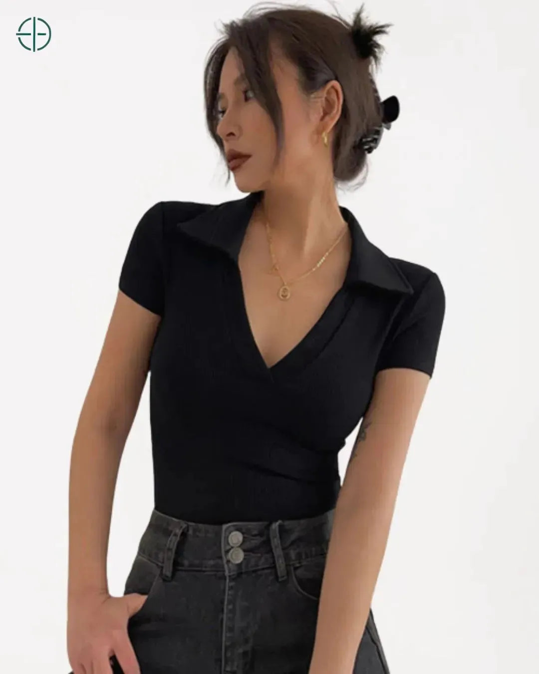 Blusa Feminina Manga Curta de Colarinho | Rest Money™